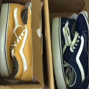 2 pair of vans